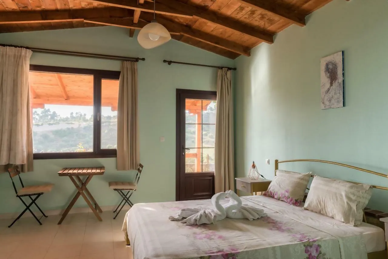 Blue Fox Apartment Nea Skioni